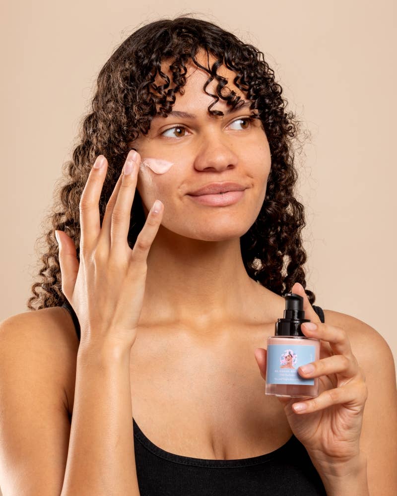 Illuminating facial serum - Pink radiance