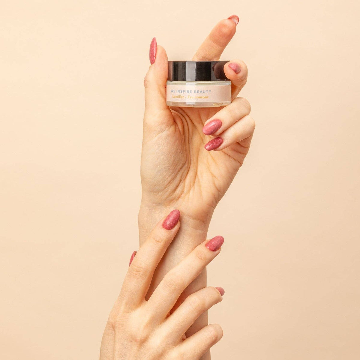 Contorno Occhi Illuminante LumiEye | We Inspire Beauty