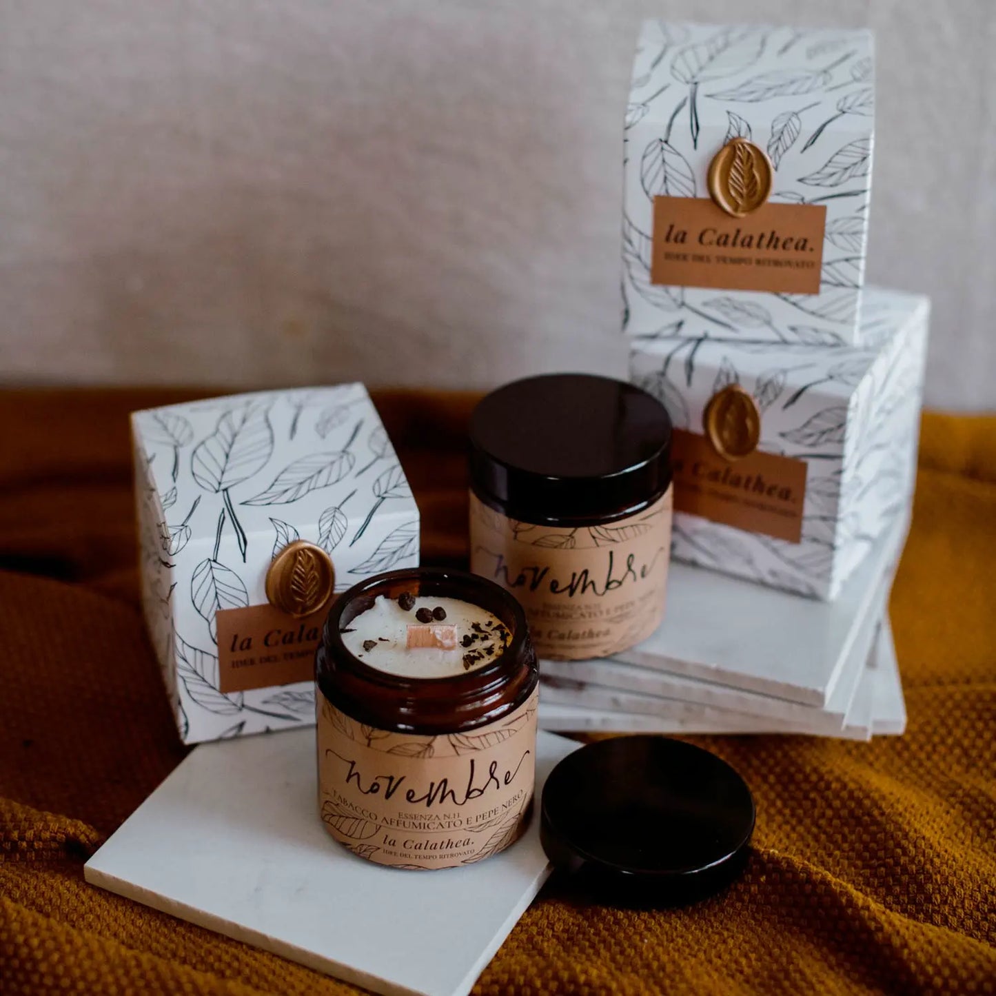la calathea novembre tabacco e pepe nero