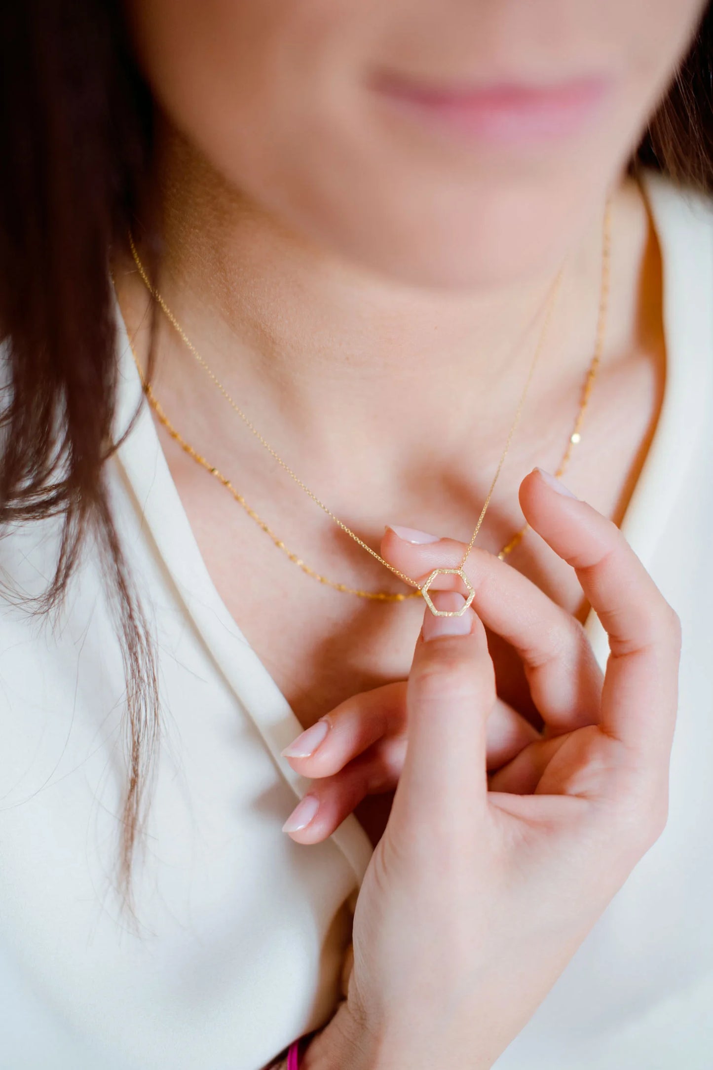 collana geometrica Life Lines a forma di esagono