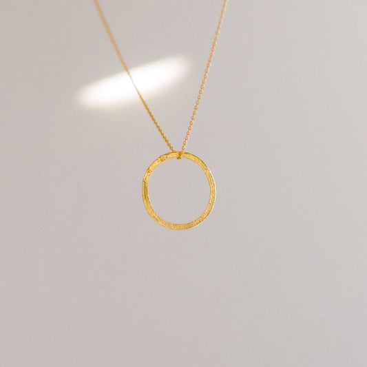 collana karma a forma di cerchio in argento